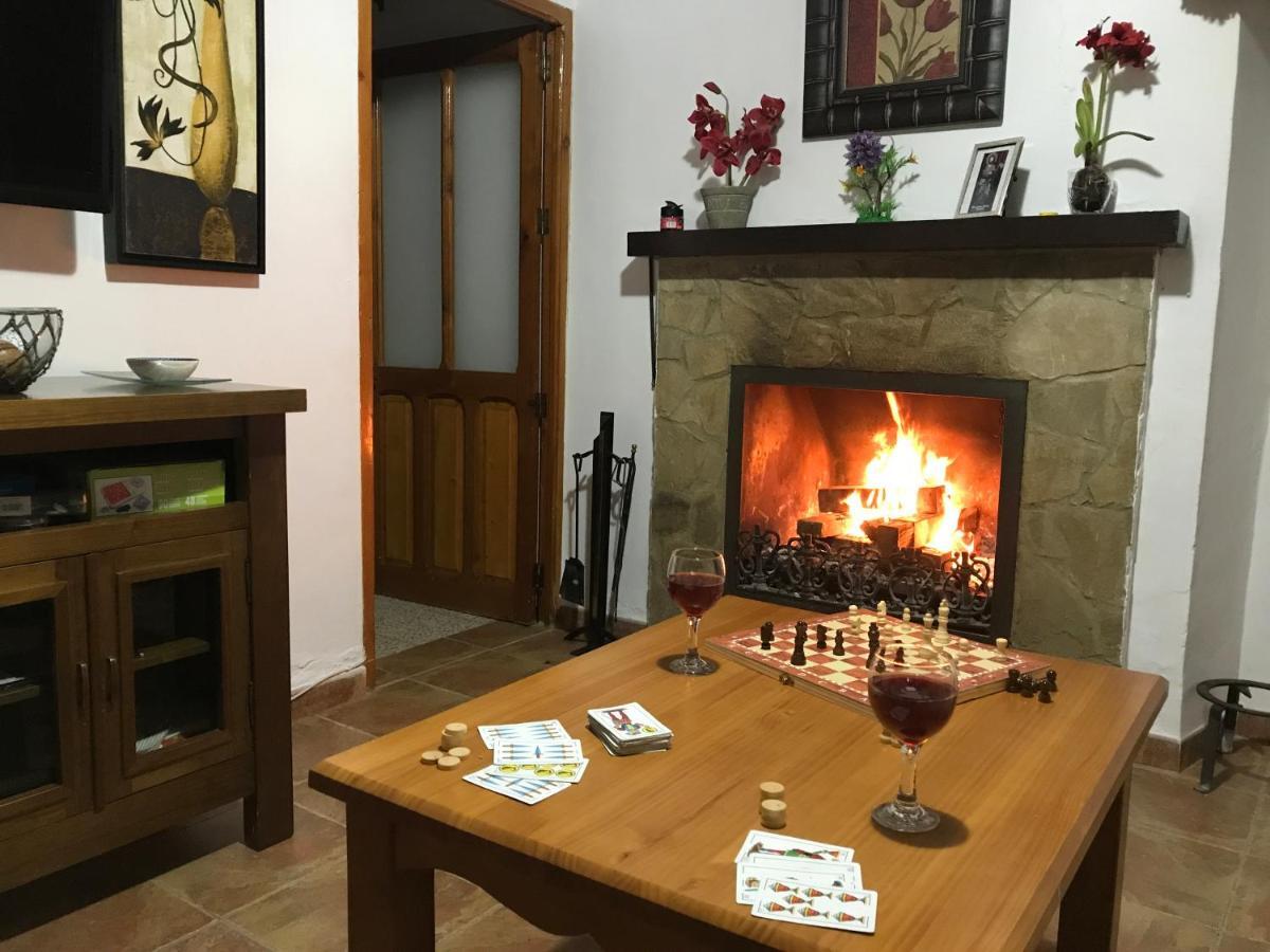Finca La Rosalia Setenil De Las Bodegas ภายนอก รูปภาพ